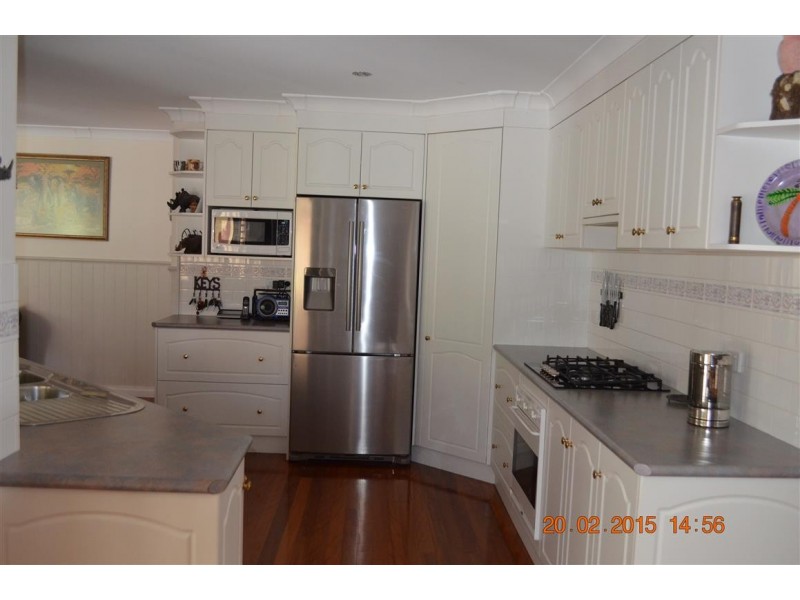 24 Jillabenan Close, Tumut NSW 2720