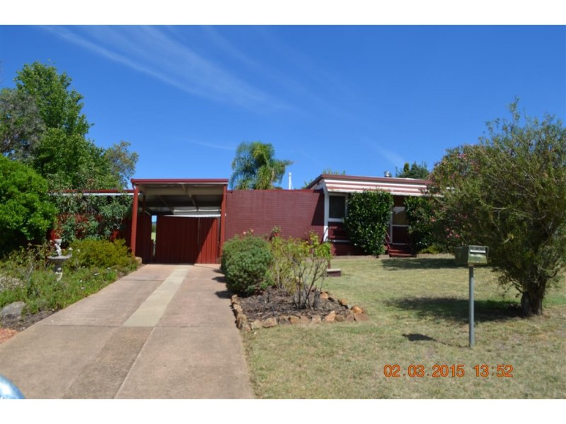 96 Herbert Street, Tumut NSW 2720