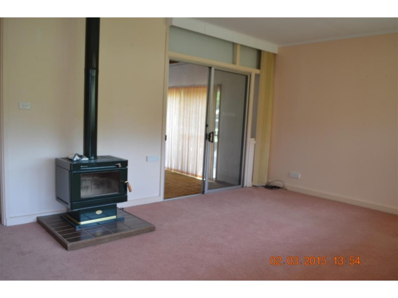 96 Herbert Street, Tumut NSW 2720