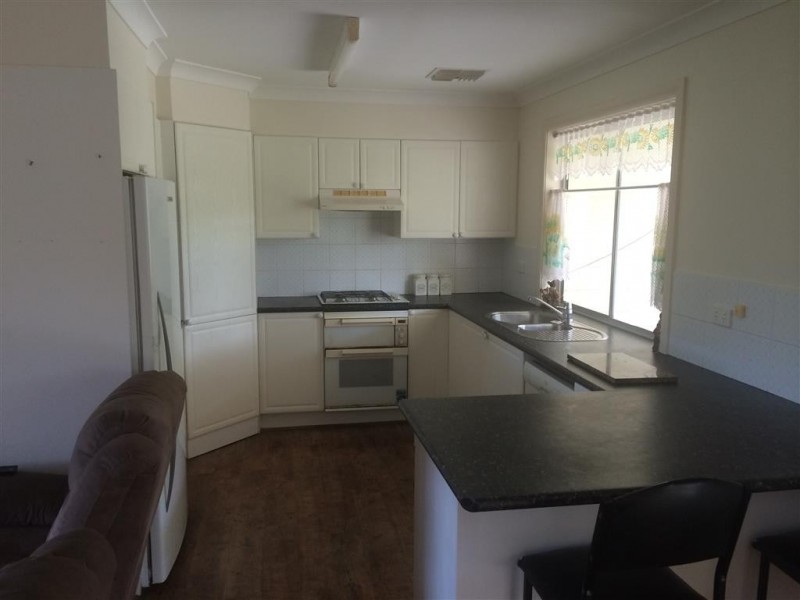 11 Argalong Rd, Tumut NSW 2720