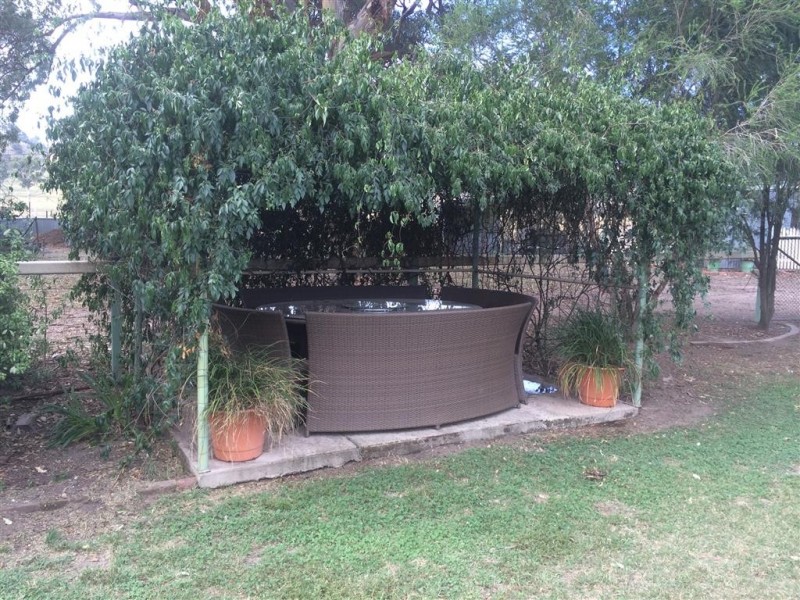 11 Argalong Rd, Tumut NSW 2720