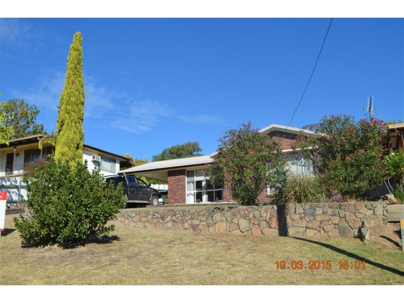 72 Clarke Street, Tumut NSW 2720