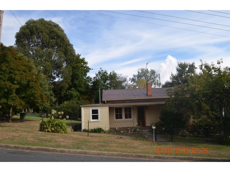18 Ash Street, Batlow NSW 2730