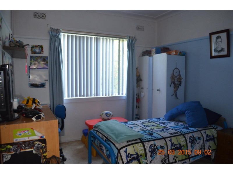 1 Charles Street, Tumut NSW 2720
