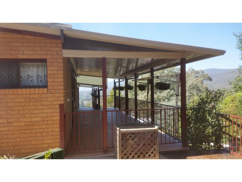 9 Orana Crescent, Tumut NSW 2720