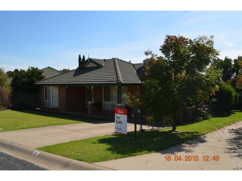 9 Kiandra Drive, Tumut NSW 2720