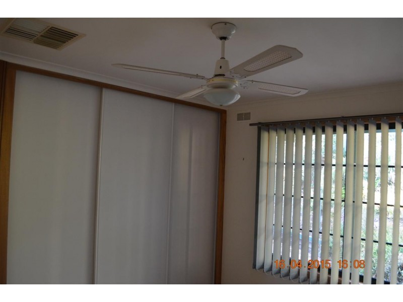 72 a and b Carey Street, Tumut NSW 2720