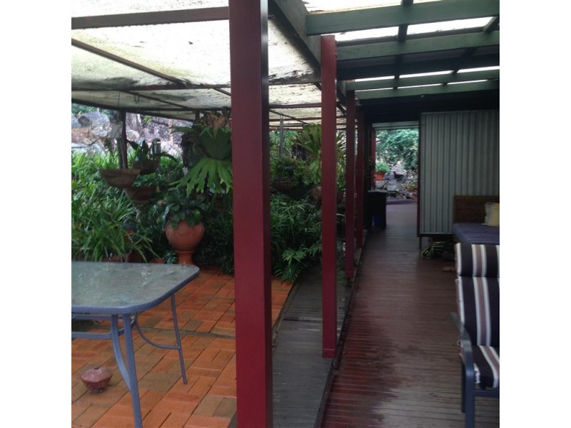 72 a and b Carey Street, Tumut NSW 2720