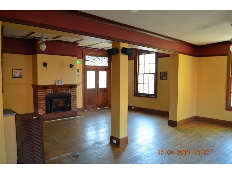 77 Tumut Street, Adelong NSW 2729