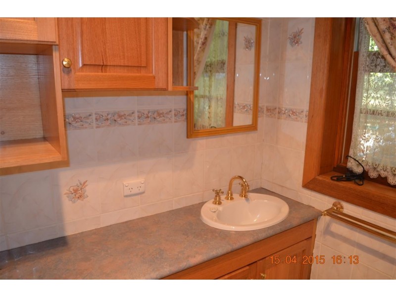 77 Tumut Street, Adelong NSW 2729