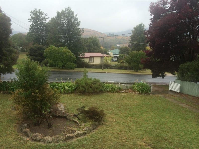 91 Lynch Street, Adelong NSW 2729