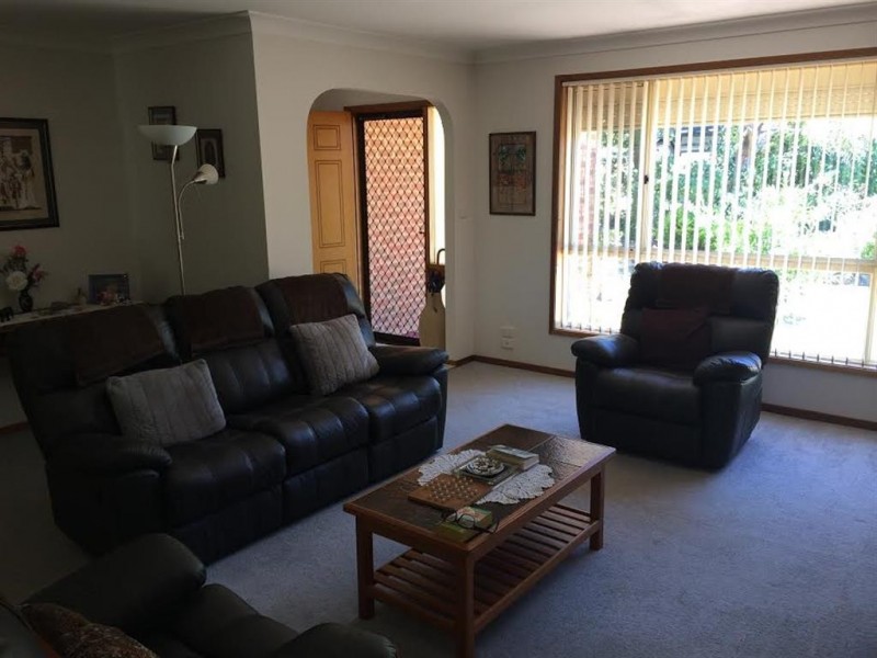 18 Hassett Street, Tumut NSW 2720