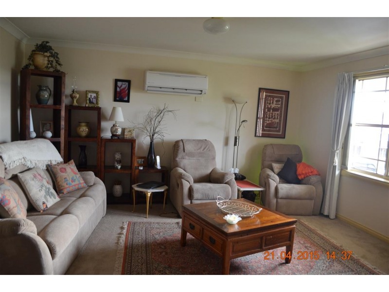 2 Coolamine CCT, Tumut NSW 2720