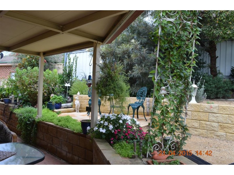 2 Coolamine CCT, Tumut NSW 2720
