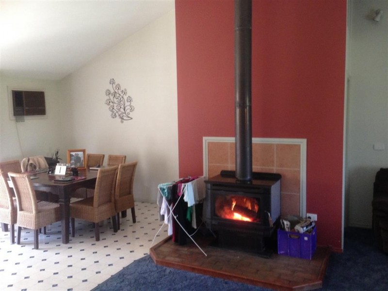 7 Ryans Road, Adelong NSW 2729