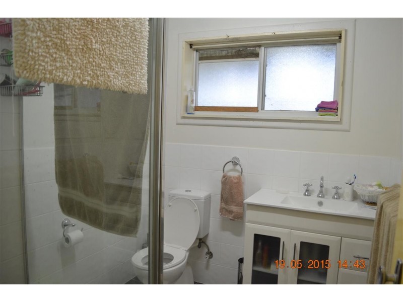 15 Camp Street, Adelong NSW 2729