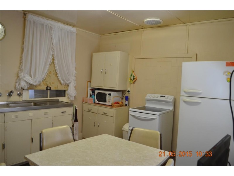 18 Quartz Street, Adelong NSW 2729