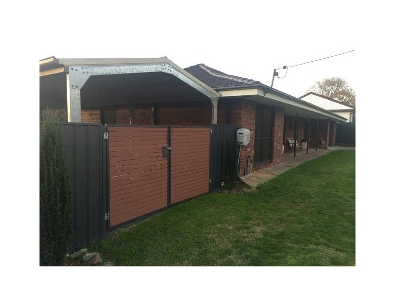 15 Forest Street, Tumut NSW 2720