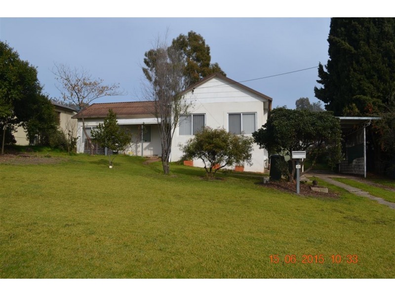 49 Lambie Street, Tumut NSW 2720