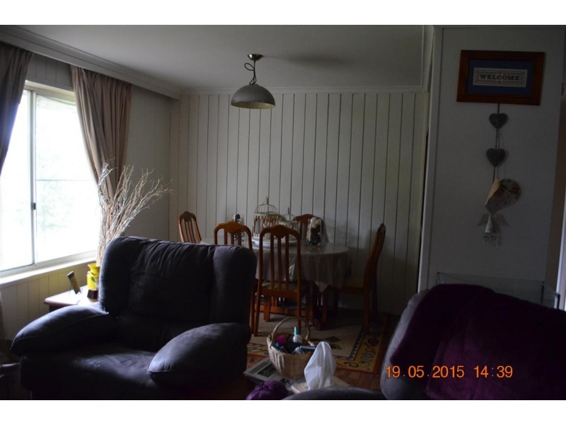 15 Camp Street, Adelong NSW 2729