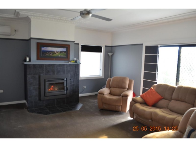 48 Clarke Street, Tumut NSW 2720