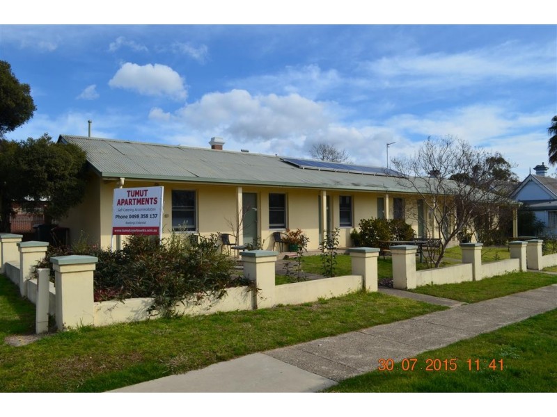 39 Merivale Street, Tumut NSW 2720