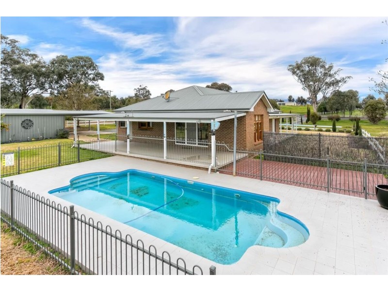 351 Morgans Reserve Road, Tumut NSW 2720