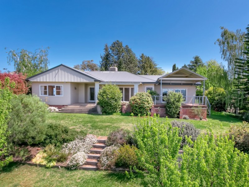 133 Dalhunty Street, Tumut NSW 2720