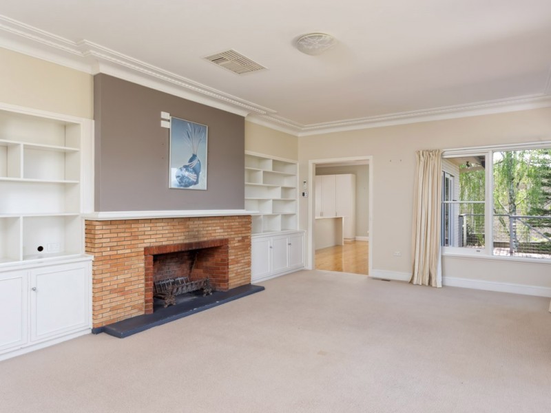 133 Dalhunty Street, Tumut NSW 2720