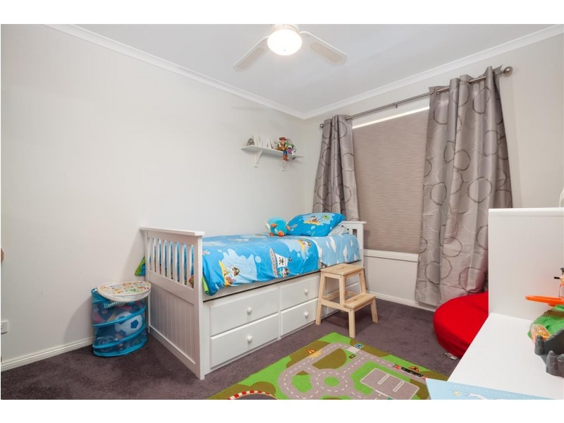 33 Booral Avenue, Tumut NSW 2720