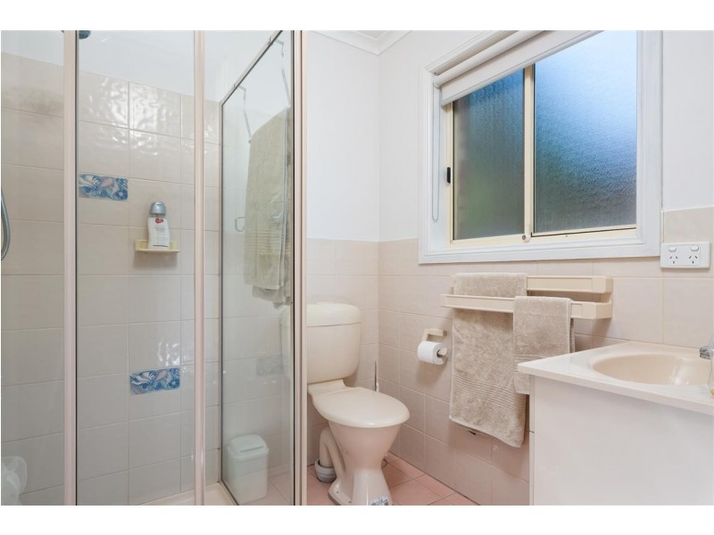 33 Booral Avenue, Tumut NSW 2720