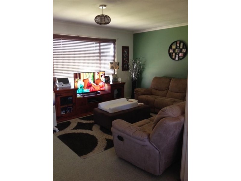 6 Carramar Crescent, Tumut NSW 2720