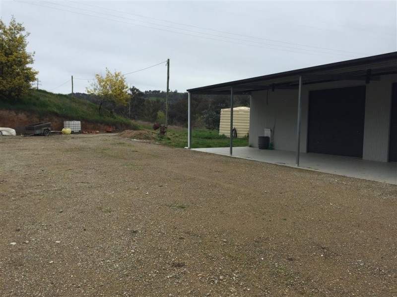 952 Sandy Creek Road, Adelong NSW 2729