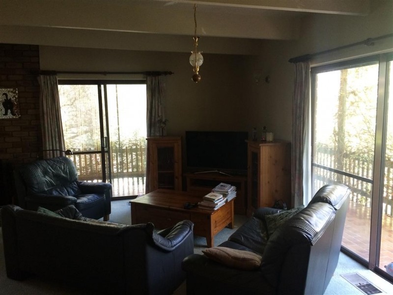 1 ORANA CRESCENT, Tumut NSW 2720