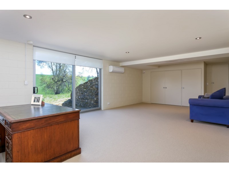 29 Westwood Road, Adelong NSW 2729