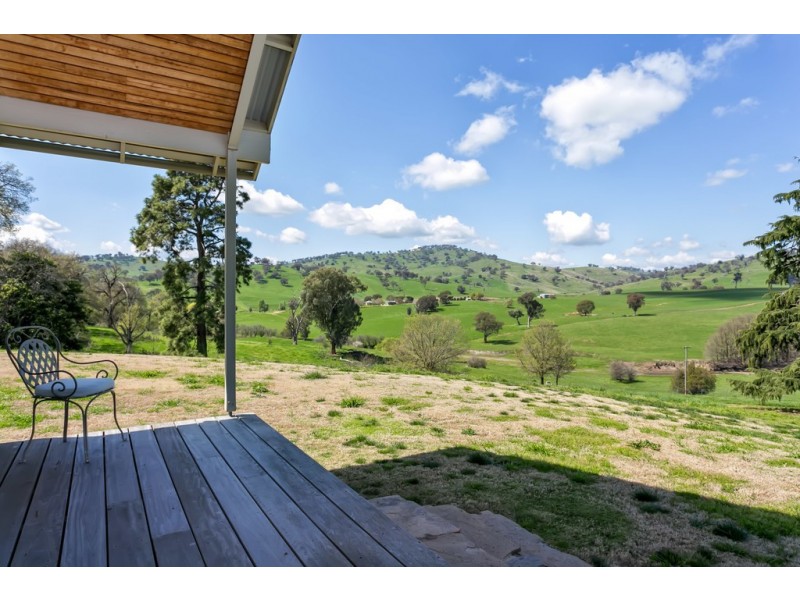 29 Westwood Road, Adelong NSW 2729