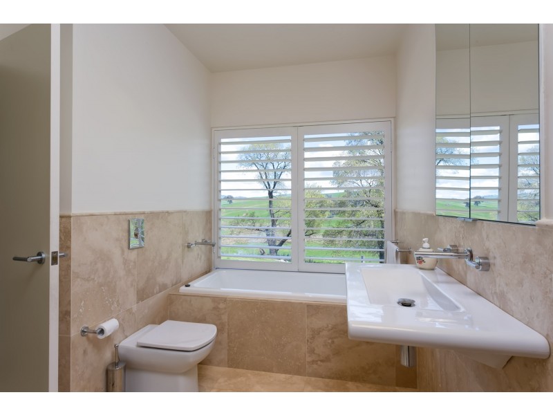 29 Westwood Road, Adelong NSW 2729