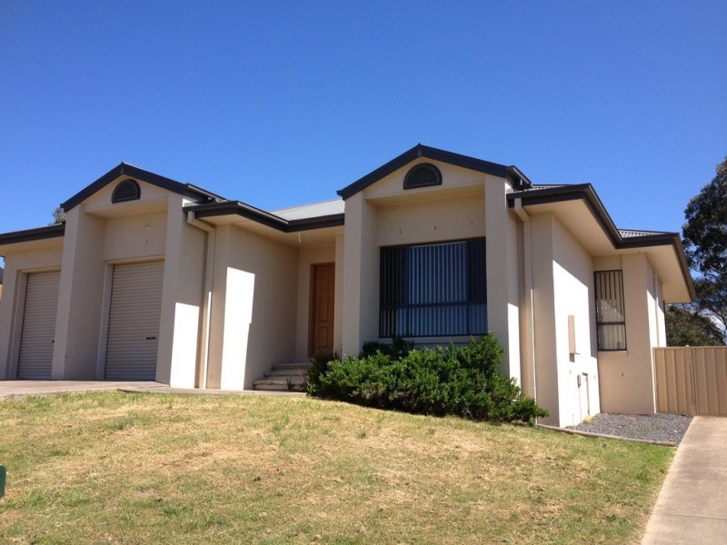 5 Harris Street, Tumut NSW 2720