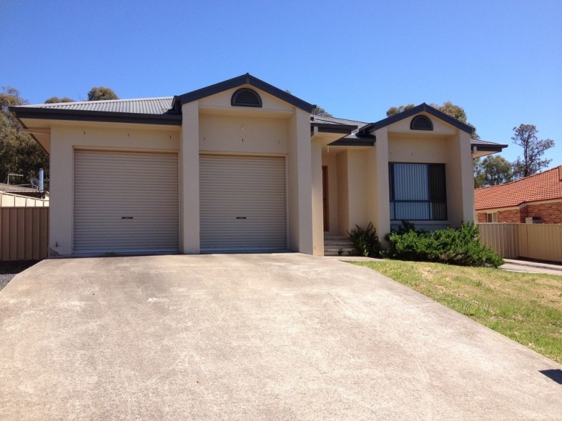 5 Harris Street, Tumut NSW 2720