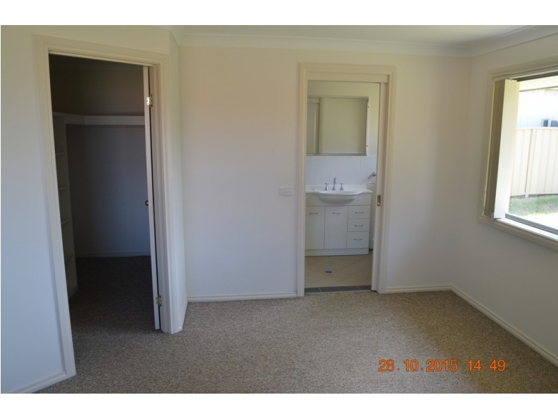 5 Harris Street, Tumut NSW 2720