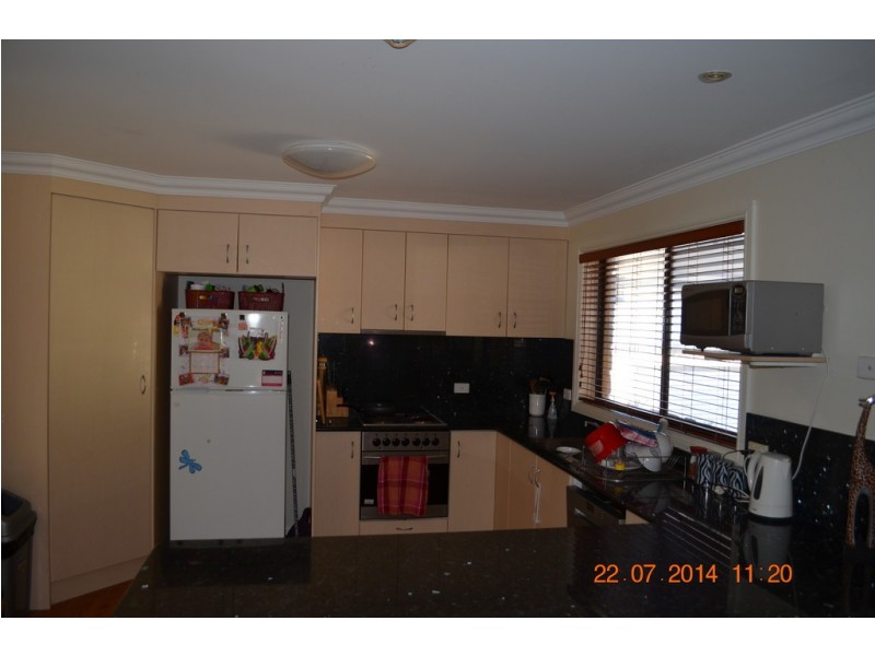 6 Harris Street, Tumut NSW 2720