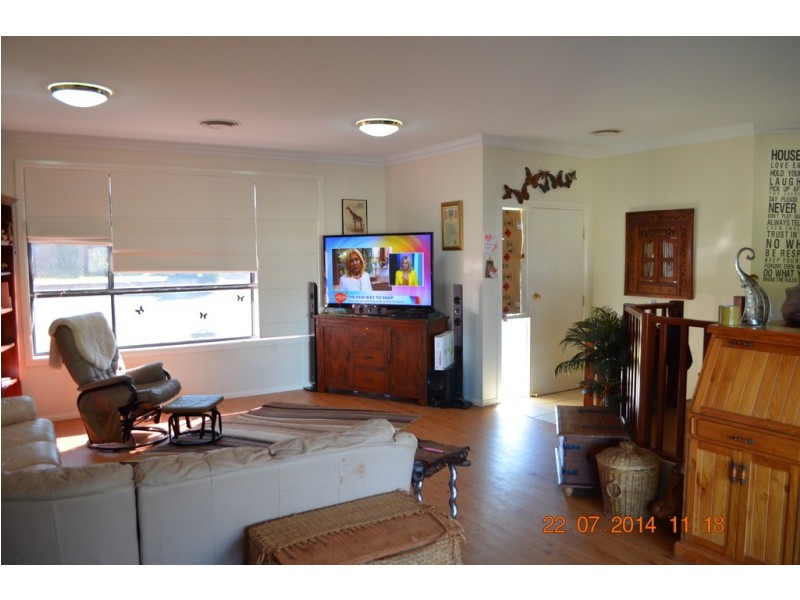 6 Harris Street, Tumut NSW 2720