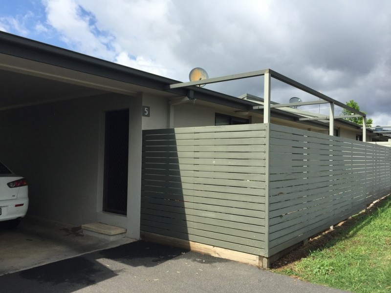 5/172-176 Capper Street, Tumut NSW 2720