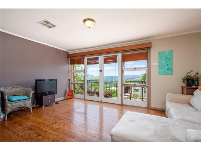 7 Highland Avenue, Tumut NSW 2720