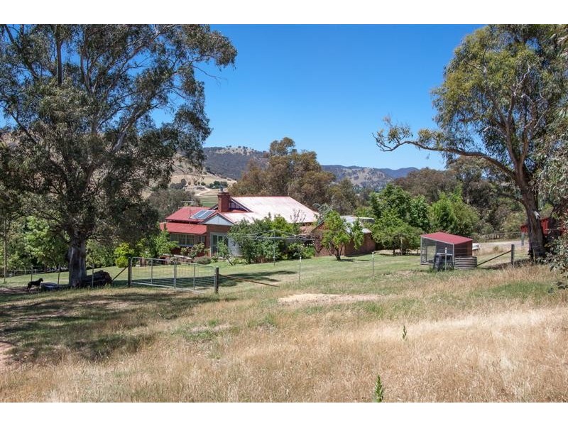 729 Grahamstown Road,, Adelong NSW 2729