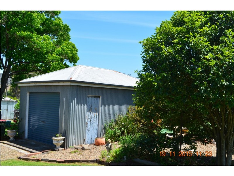 17 Tumut Street, Tumut NSW 2720