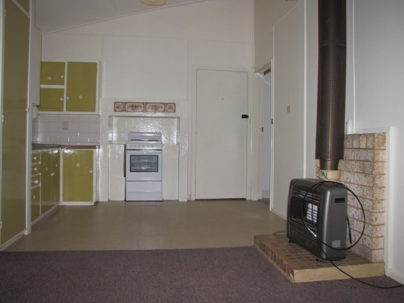 13 Batlow Avenue, Batlow NSW 2730