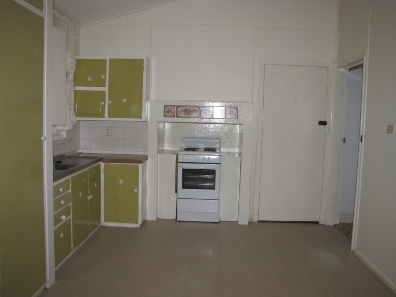 13 Batlow Avenue, Batlow NSW 2730