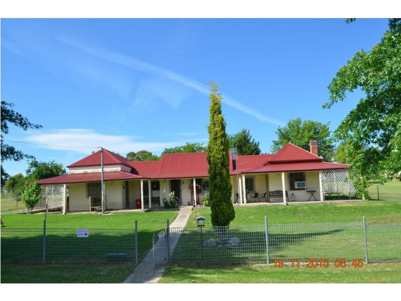 39 Gundagai Street, Adelong NSW 2729