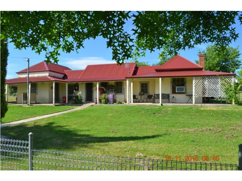 39 Gundagai Street, Adelong NSW 2729